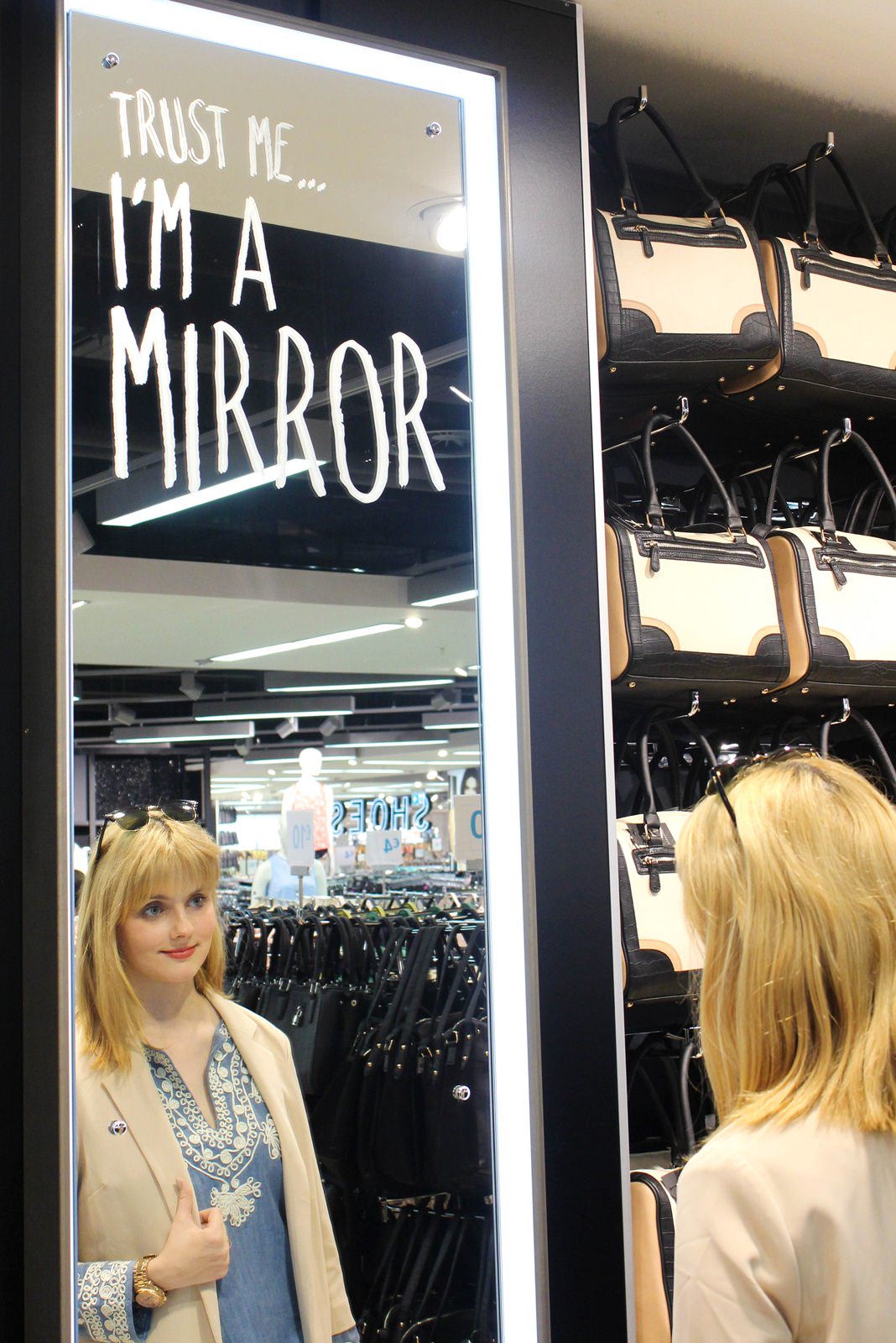 Trust me, I'm a mirror