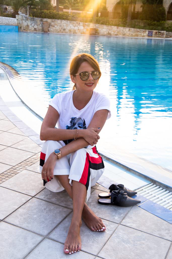 Wardrobe Essentials: Trendhose Herbst 2016, Printshirt & Mules