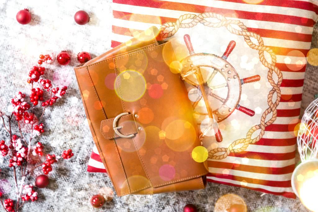 Türchen 11: mint&berry Lederhandtasche im Wert von 80 Euro