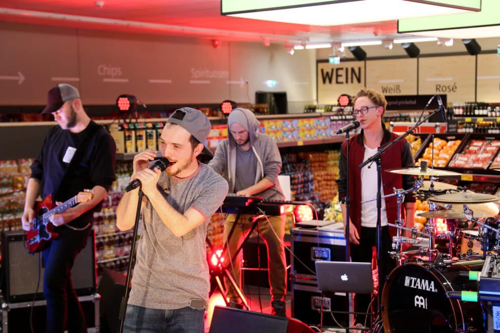 Konzert in Kölner Aldi Süd Filiale: Fargo meets The Voice