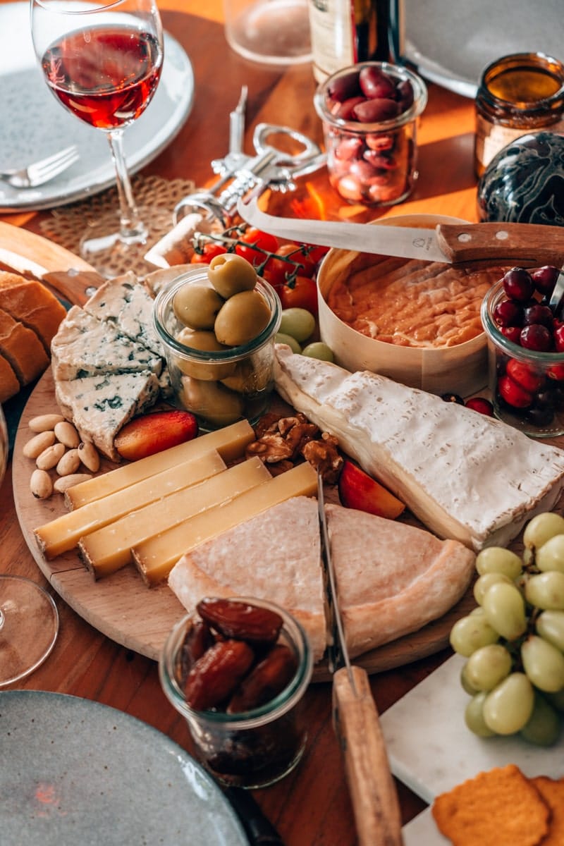 So gelingt dein französisches Käse-Tasting zuhause!